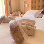 法拉吉纳海滨度假农场酒店 *