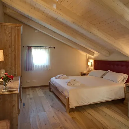 Farmház Costa Di Faraggiana