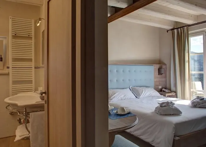 Costa Di Faraggiana *